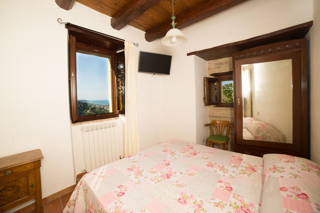 B&B Borgo Marano Cupra Marittima Eksteriør billede