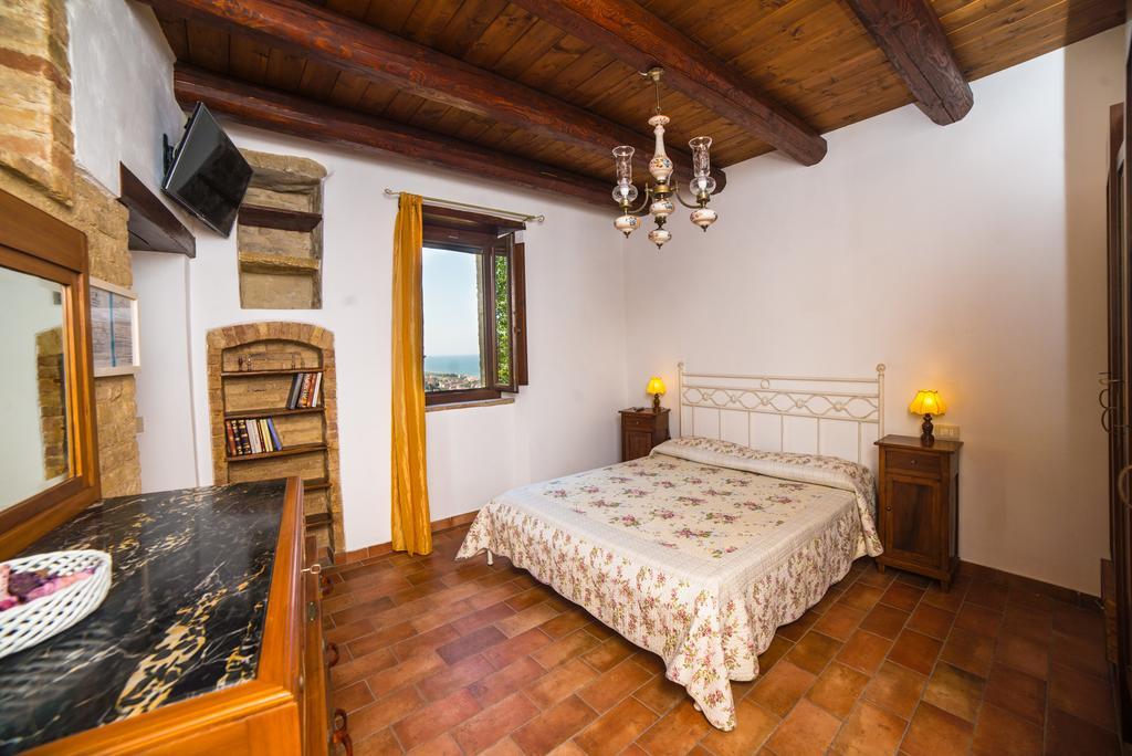 B&B Borgo Marano Cupra Marittima Eksteriør billede