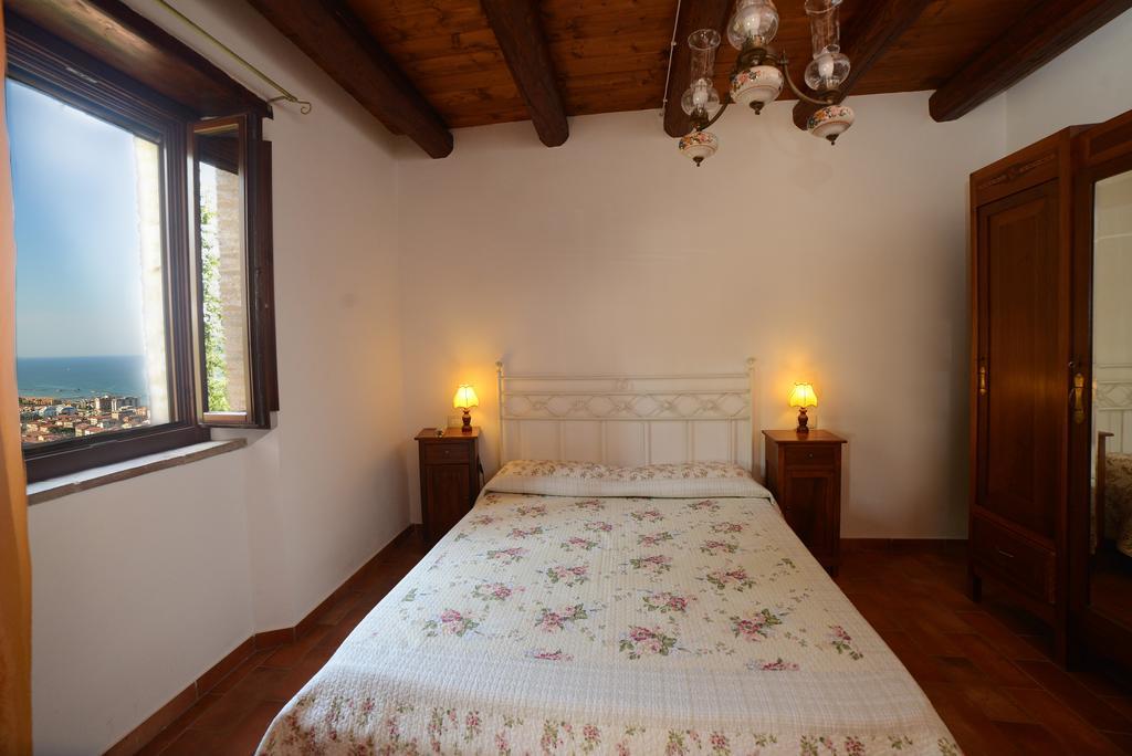 B&B Borgo Marano Cupra Marittima Eksteriør billede
